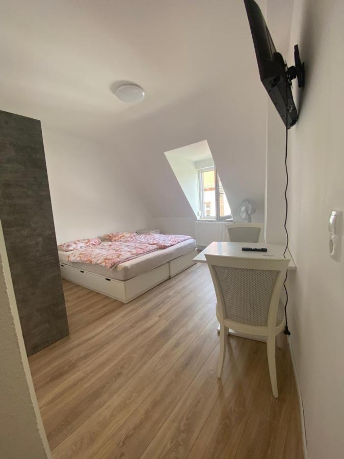 Annie'S Appartements Манхайм Екстериор снимка